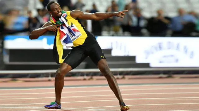 Bolt en su clásica pose para las fotos