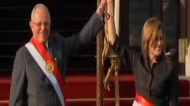 Mercedes Aráoz juramentó como nueva Jefa del Consejo de Ministros