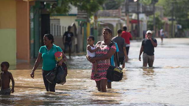 Mandan avión por peruanos atrapados en Puerto Rico