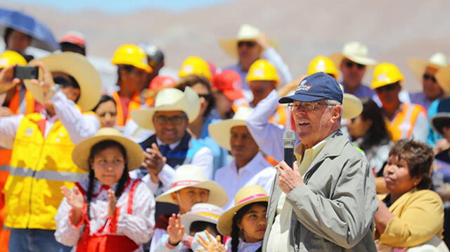 El presidente afirmó que este lunes podría conocerse lugar de la misa