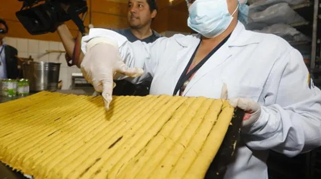 Fiscalizadores de la comuna limeña clausuran dos panaderías