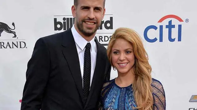 Shakira y Gerard Piqué desmienten rumores de separación con tierno beso