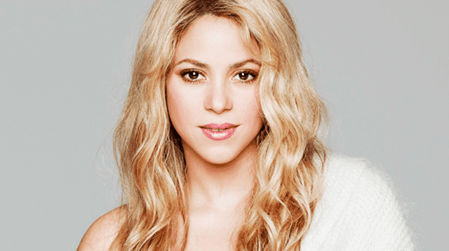 Shakira la pasa mal en inicio de su tour mundial