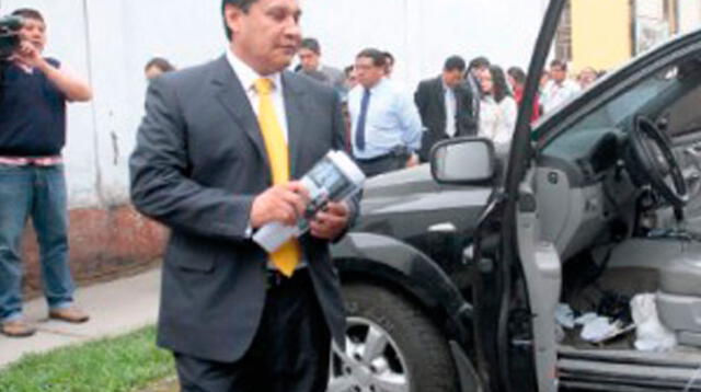 Poder Judicial ordenó la ejecución dek embargo de los bienes de Carlos Burgos