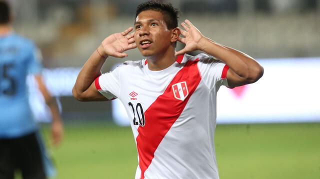 Edison Flores con la selección peruana