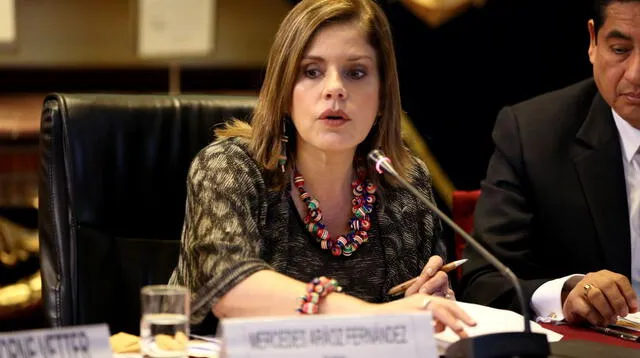 Primera ministra: Mercedes Araóz