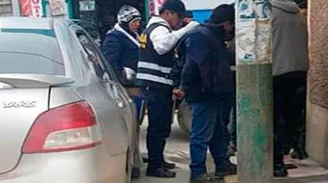 Ministerio Público capturó a fiscal de Puno, Julio Ángel Chambi Mengoa cobrando coima