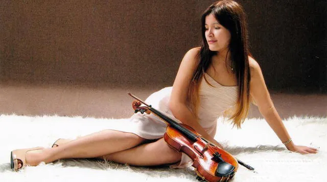 María Fernanda Urbina Mendoza dictará clases de violín a partir de la segunda semana de enero (informes al WhatsApp: 948905920)