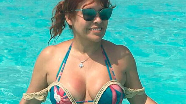 Magaly Medina y su sexy bikini