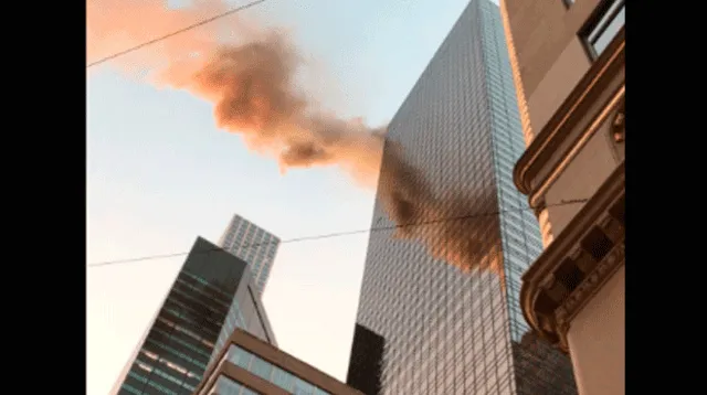 Un incendio se registra este lunes en la Torre Trump, ubicada en Nueva York, Estados Unidos. 