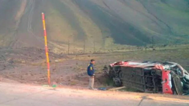 Bus del Colo Colo se estrelló dejando 3 fallecidos