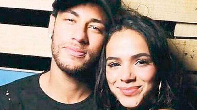 La pareja de Neymar lo visitó en San Valentín.