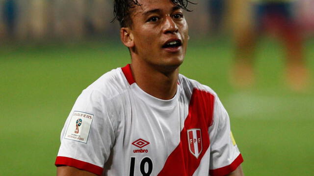 Cristian Benavente con la selección peruana