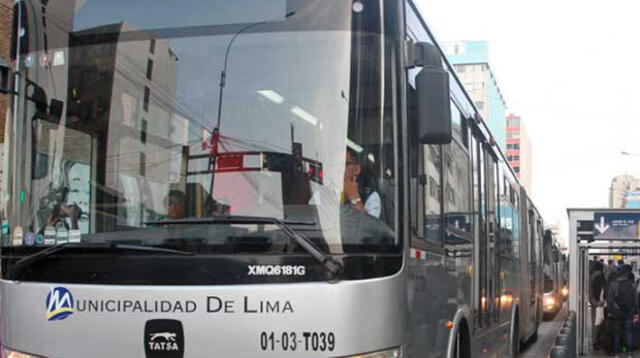 Asaltantes usaron armas de fuego para someterse a pasajeros dentro de bus del Metropolitano