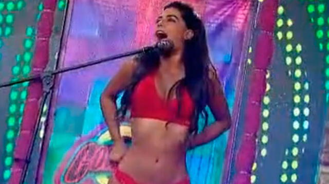 Combate Ivana Yturbe Sufre Percance Durante Prueba Y Casi Se Le Sale El Bikini Video El Popular 8336