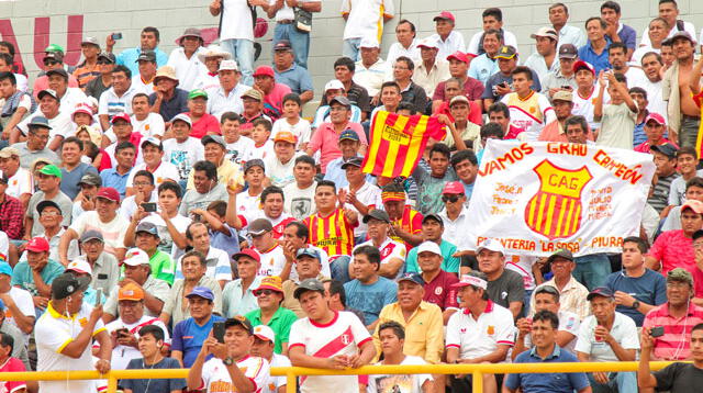 La fiel hinchada de Grau nunca dejó de alentar FOTO: Roberto Saavedra