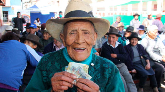 Beneficiados de Pensión 65 cobrarán su bono en todo el Perú