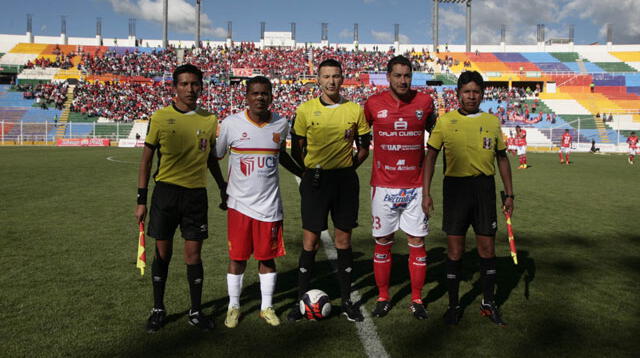 Los capitanaes del Cienciano y Atlético Grau. FOTO: Melissa Valdivia