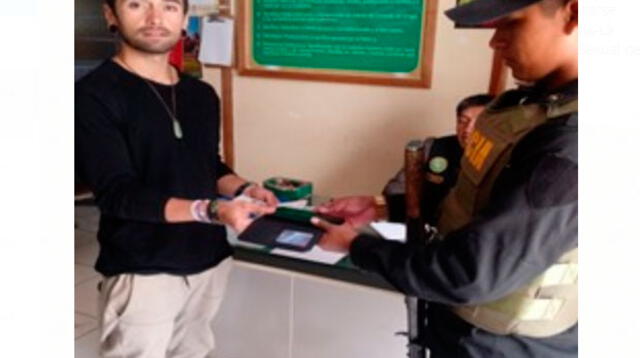 Mototaxista devolvió pertenencias a turista en Cusco