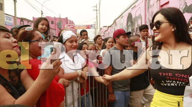 Michelle Soifer en el barrio de Atahualpa, Callao.