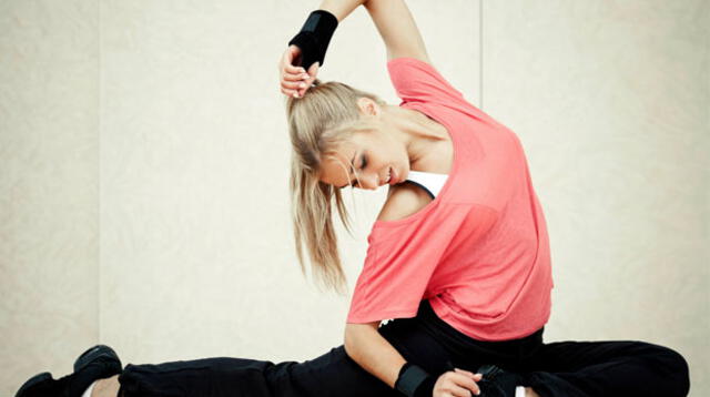 El Pilates al contrario de los aparatos de gimnasio, promueve el desarrollo de una musculatura fuerte