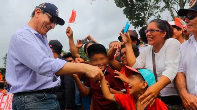 El presidente Martín Vizcarra instó a los peruanos a usar transportes no contaminantes