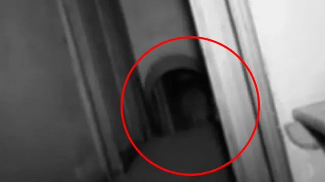 Investigadores captan aterradora escena dentro de una 'mansión embrujada'