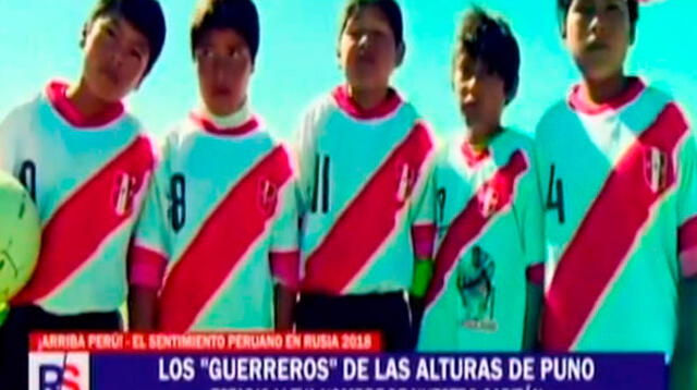 Los "Guerreritos de Pusi" admiran a Paolo Guerrero el delantero nacional