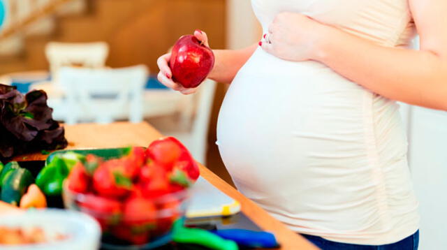 Cuando estás comiendo sano, puedes tener la satisfacción de saber que tu bebé está comiendo sano también