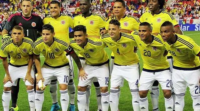 Colombia pierde a un defensor clave en su once titular 