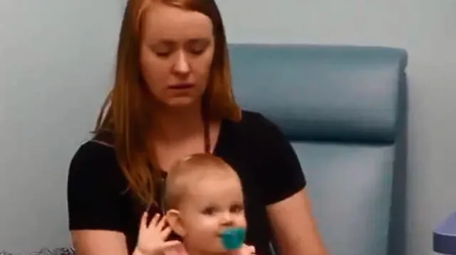 Sorprendente reacción de bebé