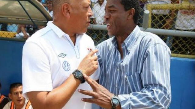 Roberto Mosquera fue propuesto por Julio César Uribe para dirigir a la selección peruana