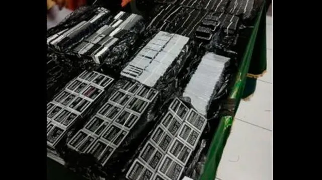 Más de 2500 baterías para teléfonos celulares