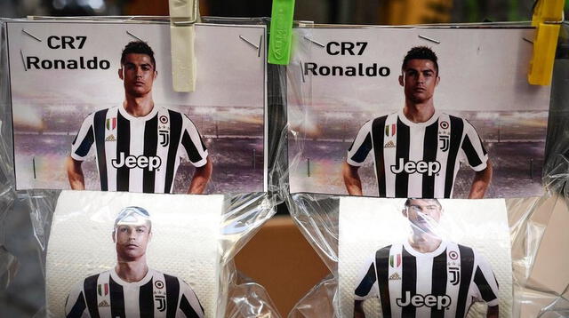 Así se burlan los hinchas del  Napoli de Cristiano Ronaldo