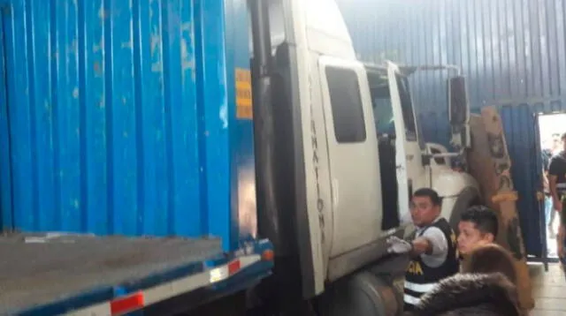 PNP recuperó tráiler con mercadería por dos millones de soles