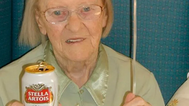 Abuela centenaria tiene un secreto para la longevidad