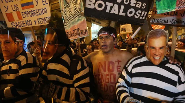 Marcha contra la corrupción: Ciudadanos protestan de forma pacífica contra el sistema judicial