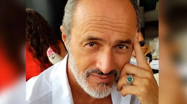 Carlos Alcántara respondió a cibernauta que ofendió a su hijo 