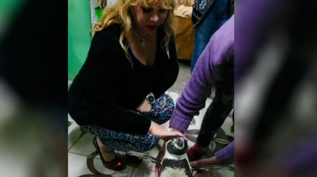 Susy Díaz criticada por posar con animal en cautiverio