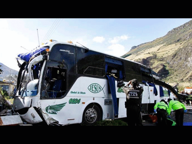 Bus accidentado llevaba escondido cargamento de droga