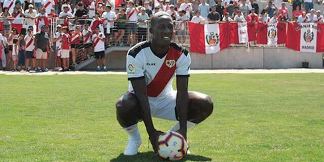 Advíncula es sensación es el Rayo Vallecano