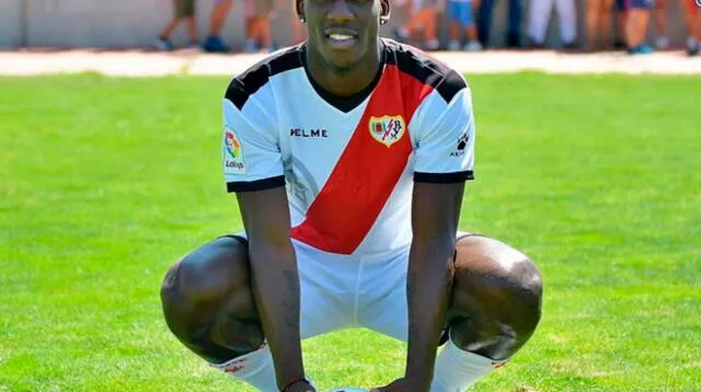 Luis Advíncula no pierde el titularato y se afianza en La Liga de España.
