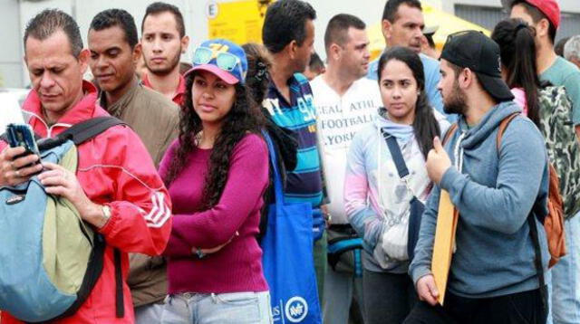 Suspenden presentación de pasaporte para venezolanos