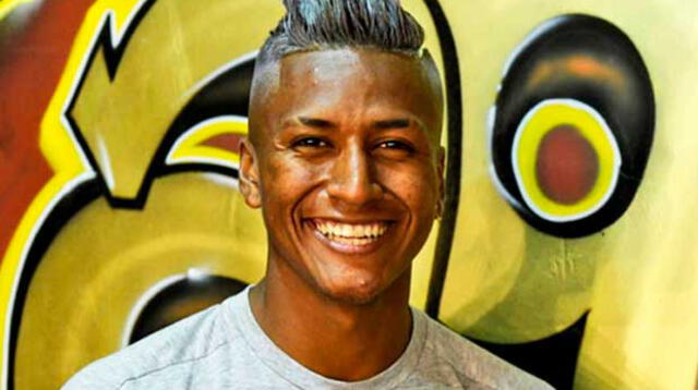 Pedro Aquino luce nuevo look en la previa de las semifinales de la Copa MX. Foto: Twiiter León.