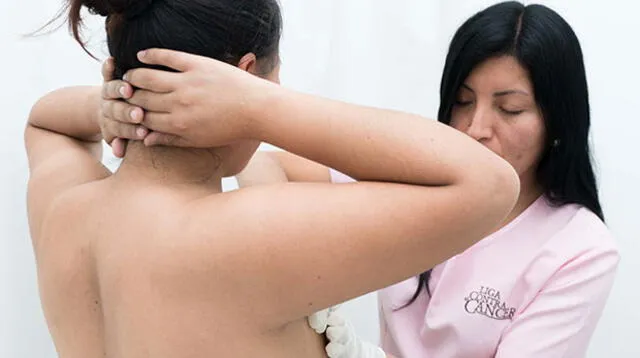 El autoexamen de mama es vital para la detección temprana del cáncer de mama