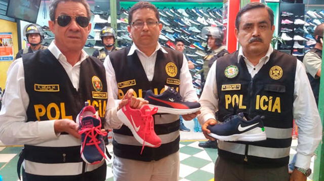 Policía Fiscal ingresó a galería donde se vendían zapatillas "bamba"