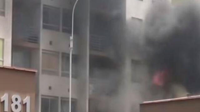 Incendio se registró en un edificio del distrito de San Miguel