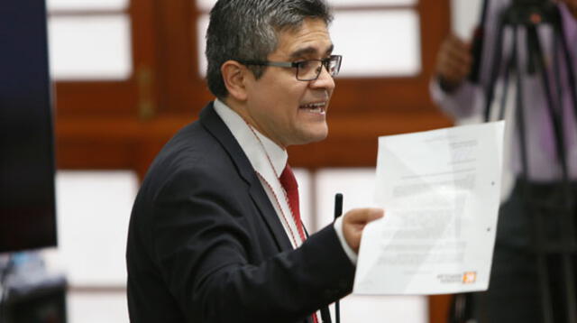 Fiscal José Domingo Pérez presenta a nuevo testigo    