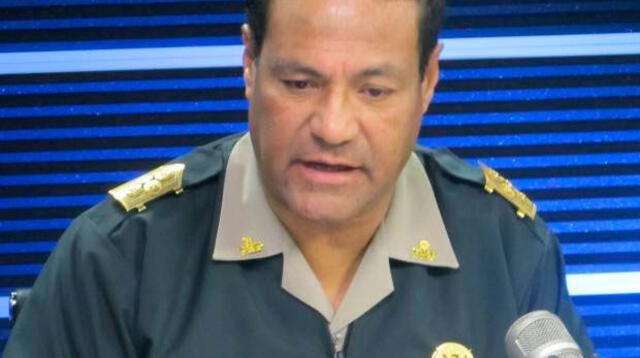 General PNP (r) Raúl Becerra Velarde en gavilla de tráfico de niños