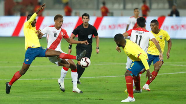 André Carrillo molesto por las críticas tras la derrota con Ecuador. FOTO: LIBERO